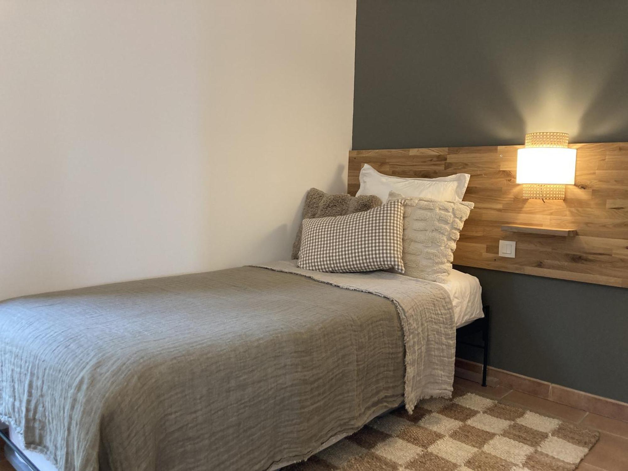 La Perle Du Golf -Magnifique Vue Clim Linge Golf Saumane 6P Piscine Tennis 外观 照片
